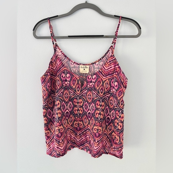 Salt Life Tops - Salt Life Pink and Black Boho Patterned Camisole Adjustable Straps Size Medium